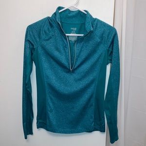 Women’s exercise shirt